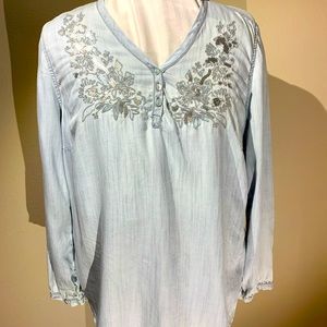 Chico’s Light Denim Shirt w/ embroidery/beads  L.